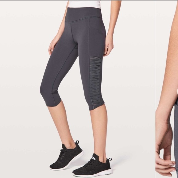 Lululemon Sharp Turns Crop 17" - Picture 2 of 9